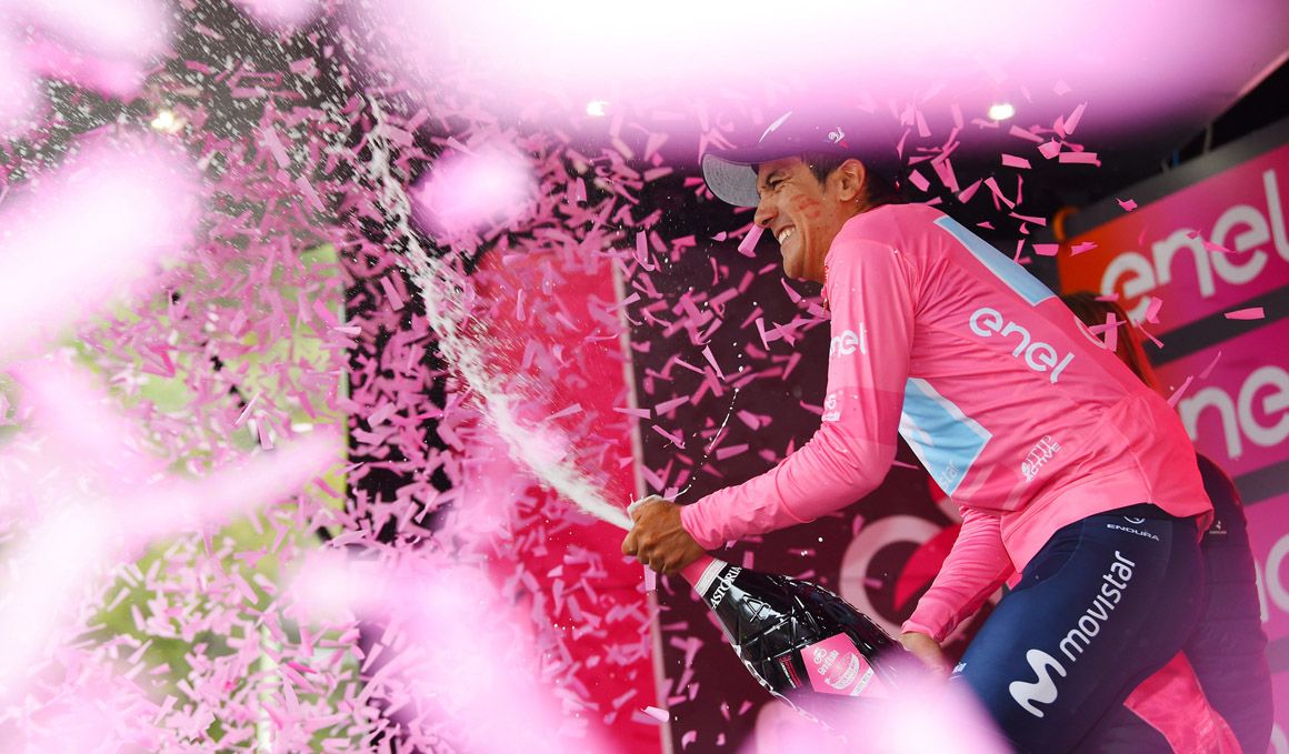 Carapaz suma su 2ª etapa y se hace con la maglia rosa