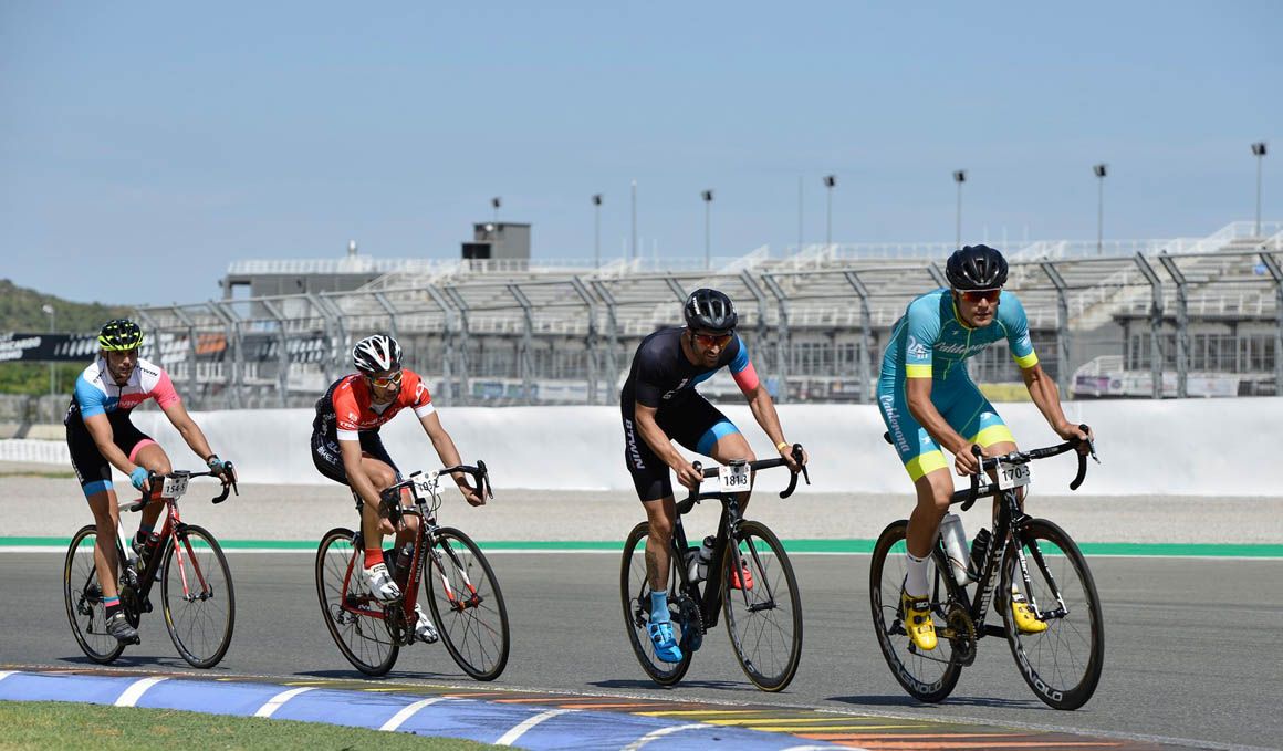 Campeonato de España de Ultrafondo 24 horas de la RFEC en el Circuito Ricardo Tormo