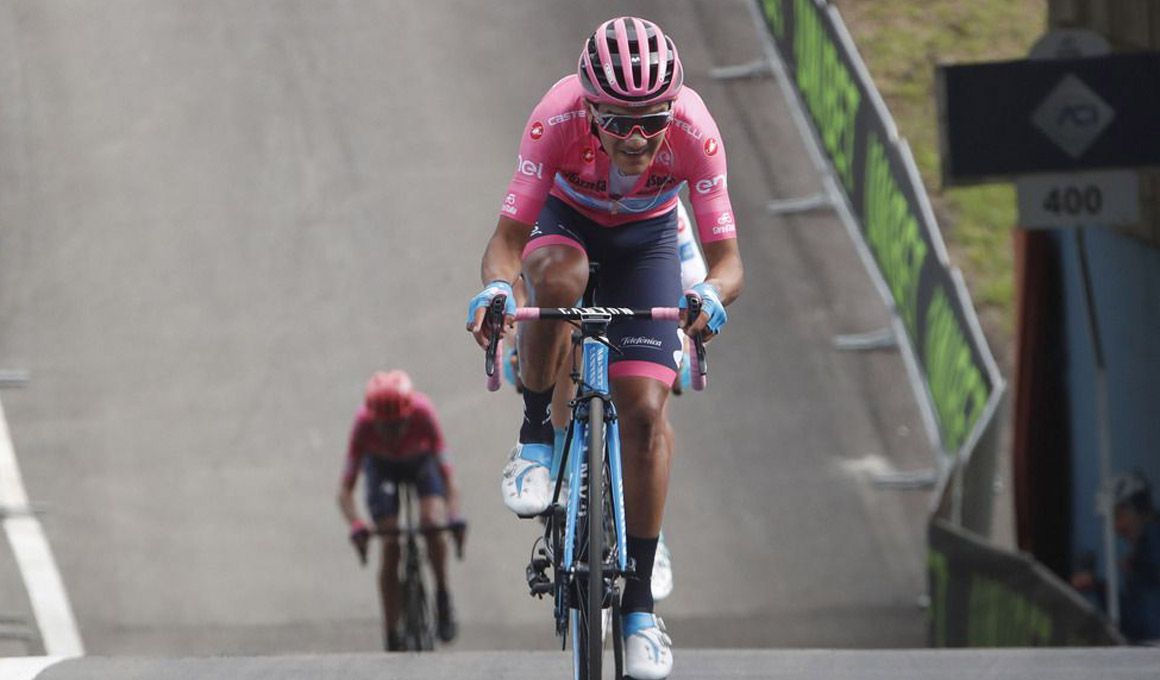 Carapaz: “Esta pequeña ventaja nos puede valer de mucho al final”