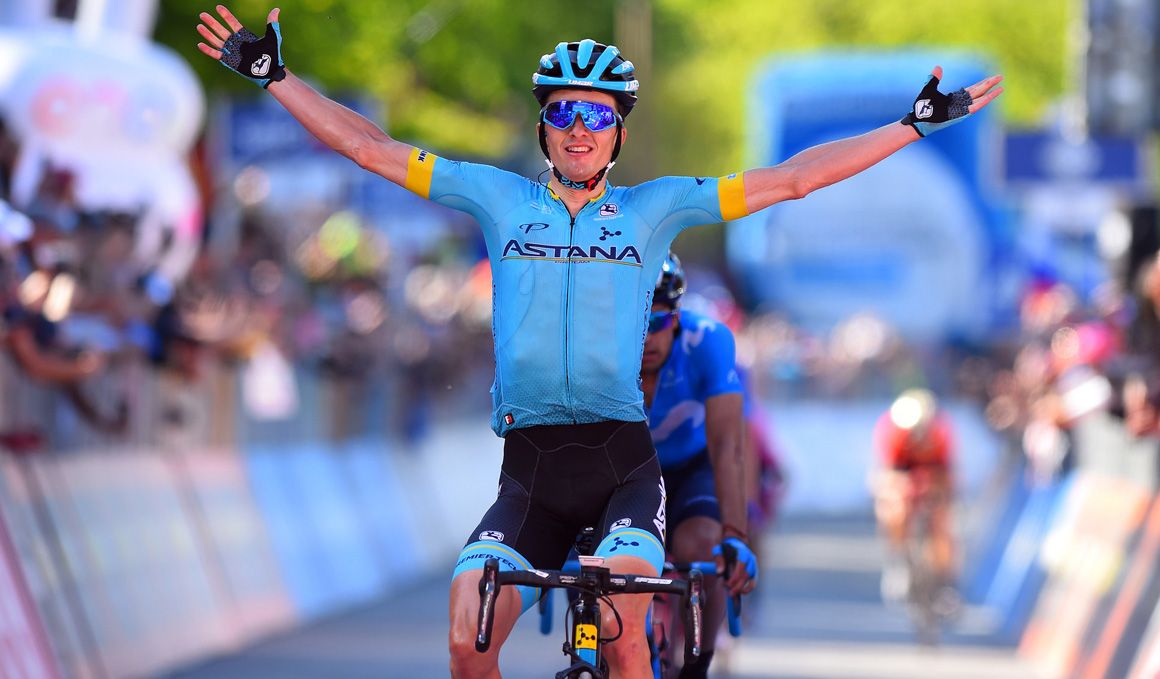 Pello Bilbao repite y Mikel Landa se mete en el podio