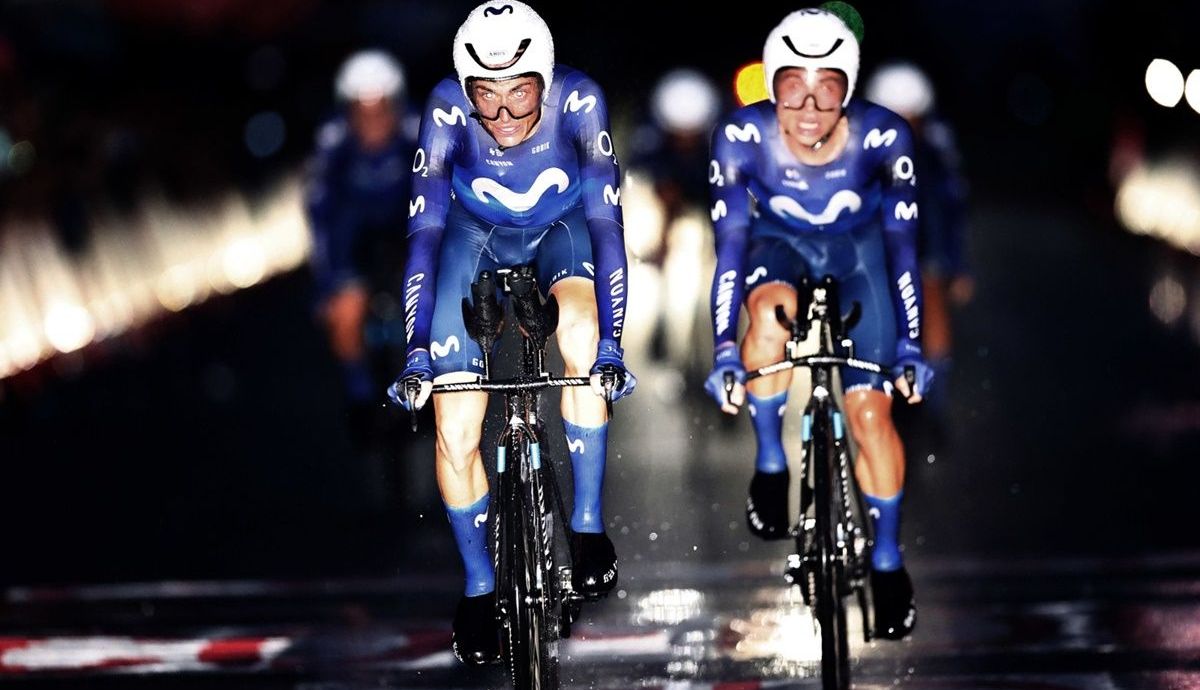 Bajo la oscuridad llegó a meta el Movistar Team, segundo en la crono por equipos