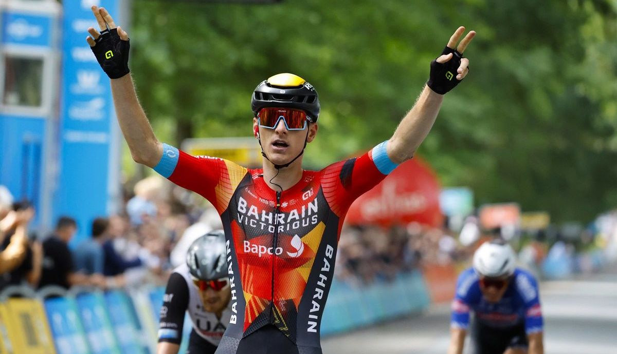 Matej Mohoric (Bahrain Victorious) continuó en el Renewi Tour su gran temporada ganando la última etapa