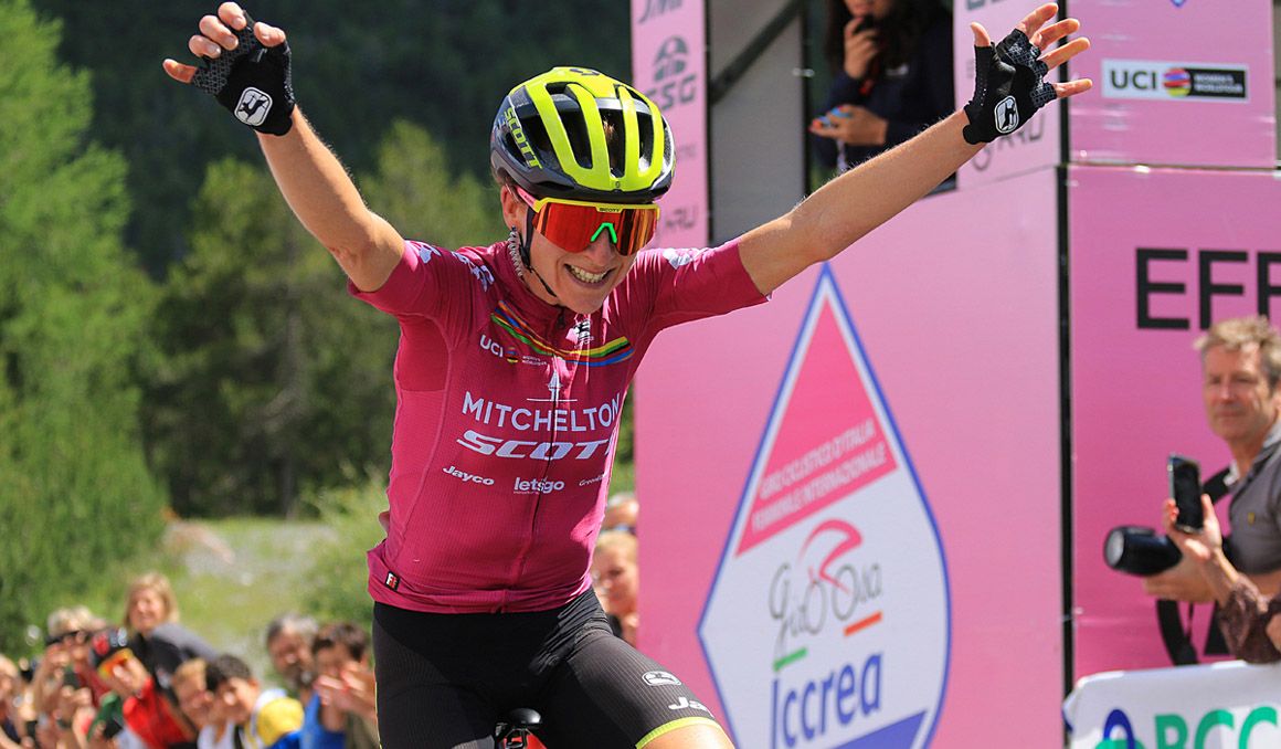 Giro Rosa: golpe de autoridad de Annemiek Van Vleuten