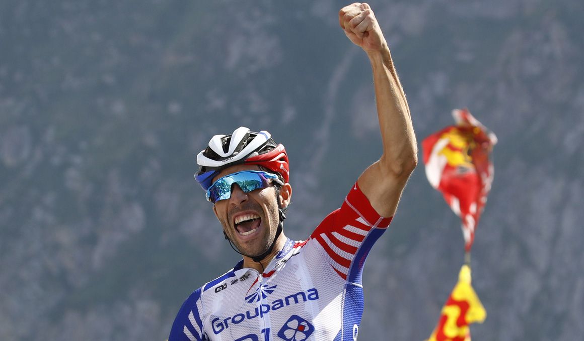 Pinot se doctora en el Tourmalet, ante la mirada de Alaphilippe