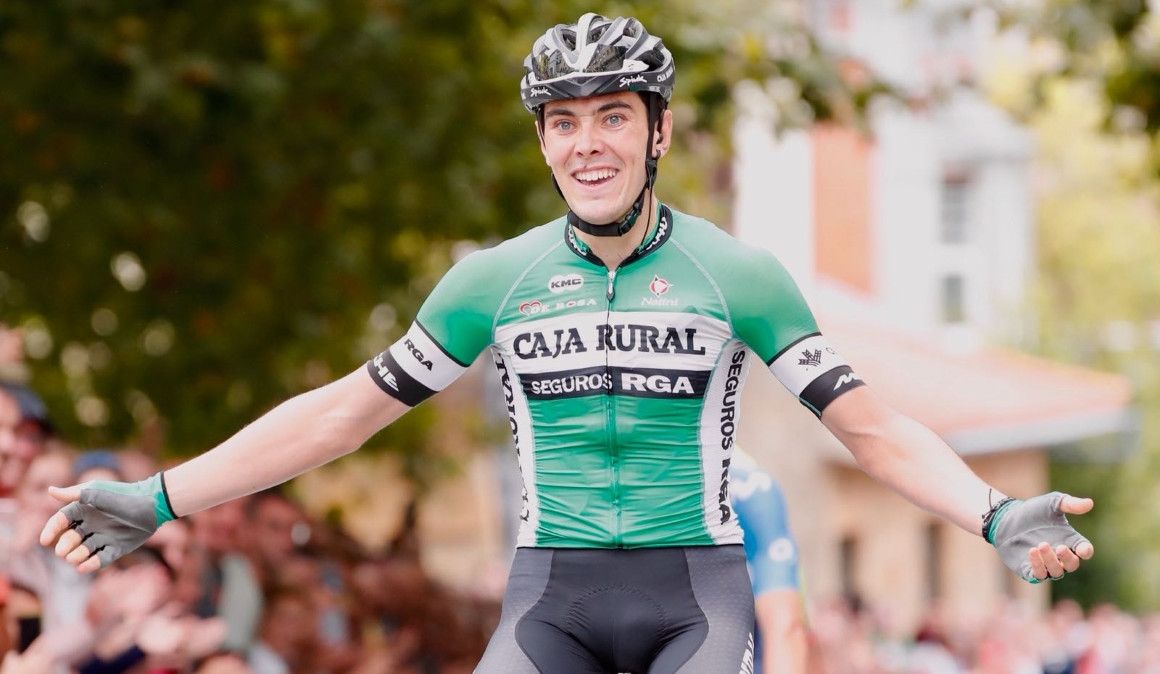 Alex Aranburu (Caja Rural) estrenó su palmarés como profesional ganando la edición del pasado año del Circuito de Getxo. 