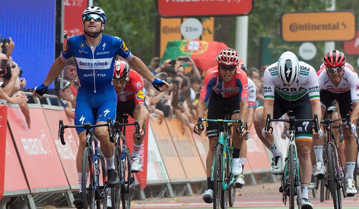 Elia Viviani reina frente al Palacio de Buckingham