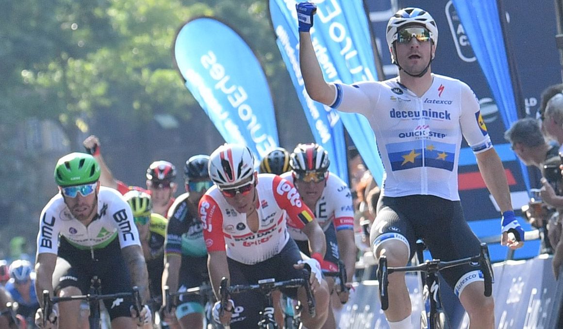 Viviani gana la Cyclassic de Hamburgo por tercer año consecutivo