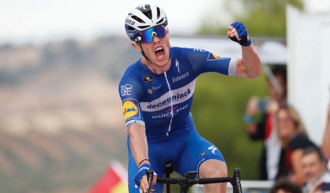 Gran triunfo de Rémi Cavagna en Toledo, tras una jornada de tensión y polémica. Foto: Photo Gomez Sport.