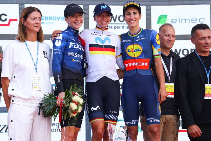 Podio Tres Valles Varesinos carrera femenina