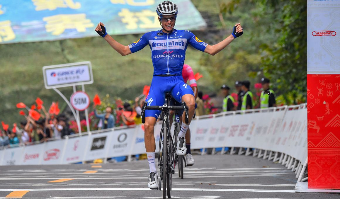 Etapa y liderato para Enric Mas en el Tour of Guangxi