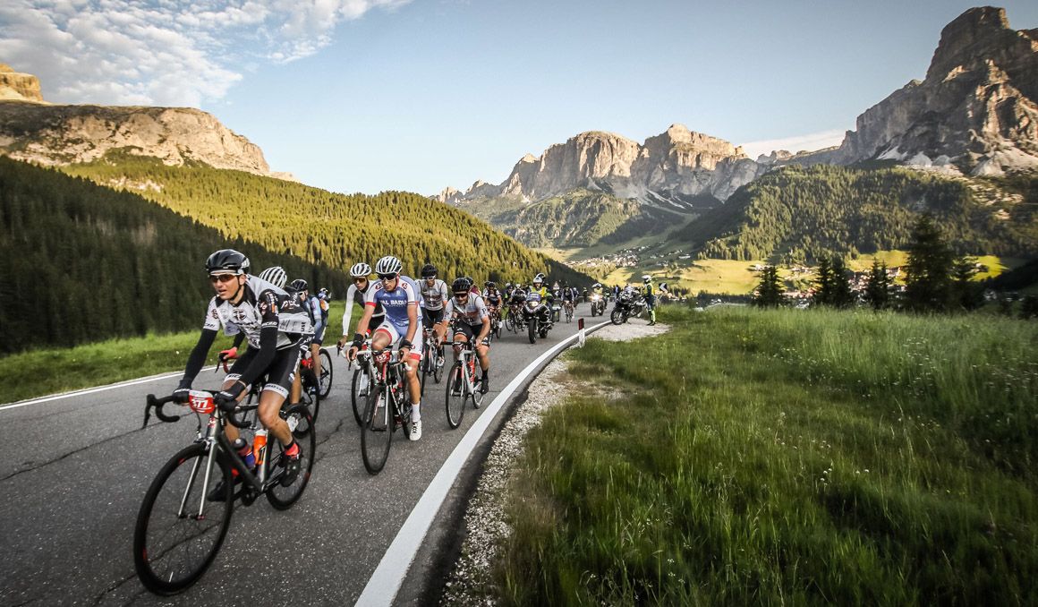La 34ª Maratona dles Dolomitas, en marcha