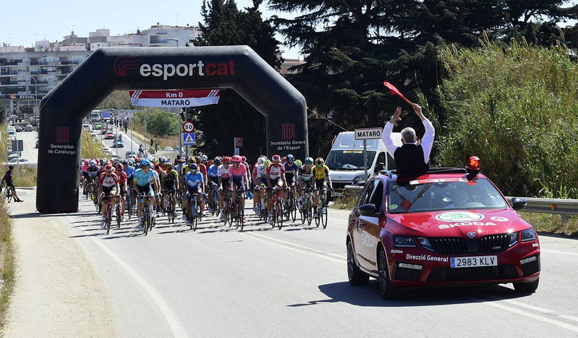 Salida de la 2ª etapa de la pasada edición de la Volta a Catalunya, desde Mataró.