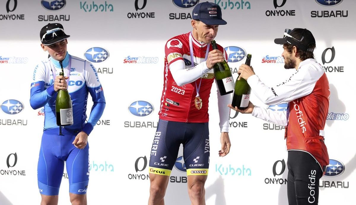 Podio al completo de la Japan Cup 2023