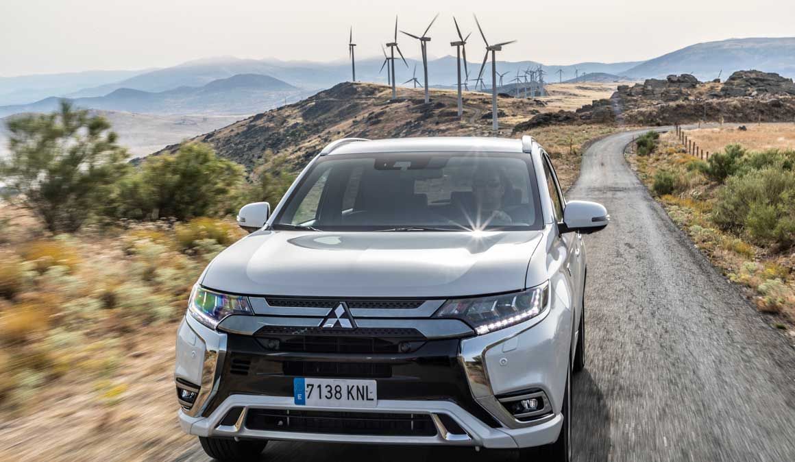 Mitsubishi Outlander PHEV, el híbrido enchufable de los deportistas