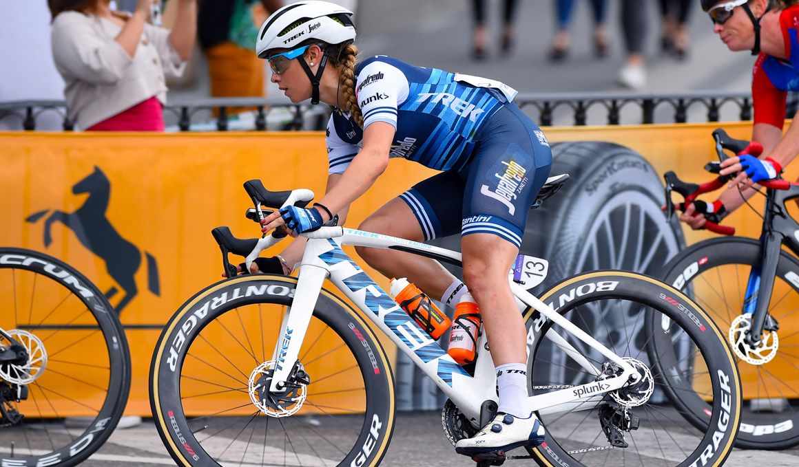 Letizia Paternoster (Trek-Segafredo), atropellada por un coche mientras entrenaba