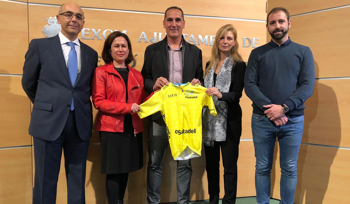 Imagen del acto de presentación de Castellón como punto de partida de la 71ª Volta a la Comunitat Valenciana.