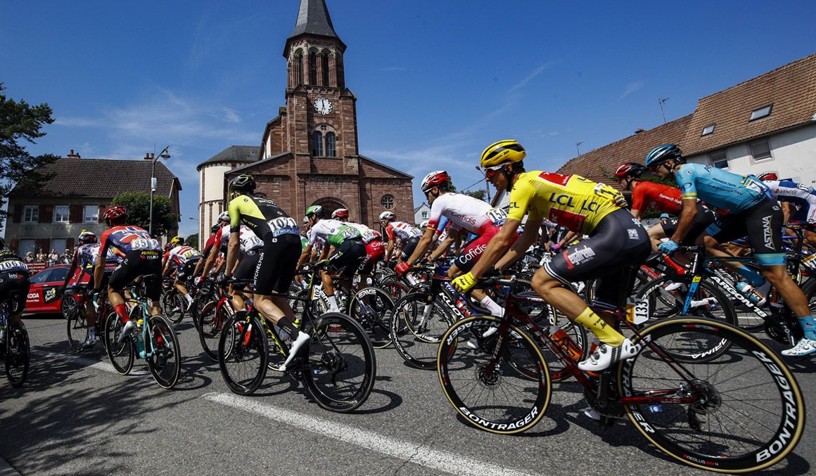 La UCI confirma sus licencias World Team y Pro Team para 2020