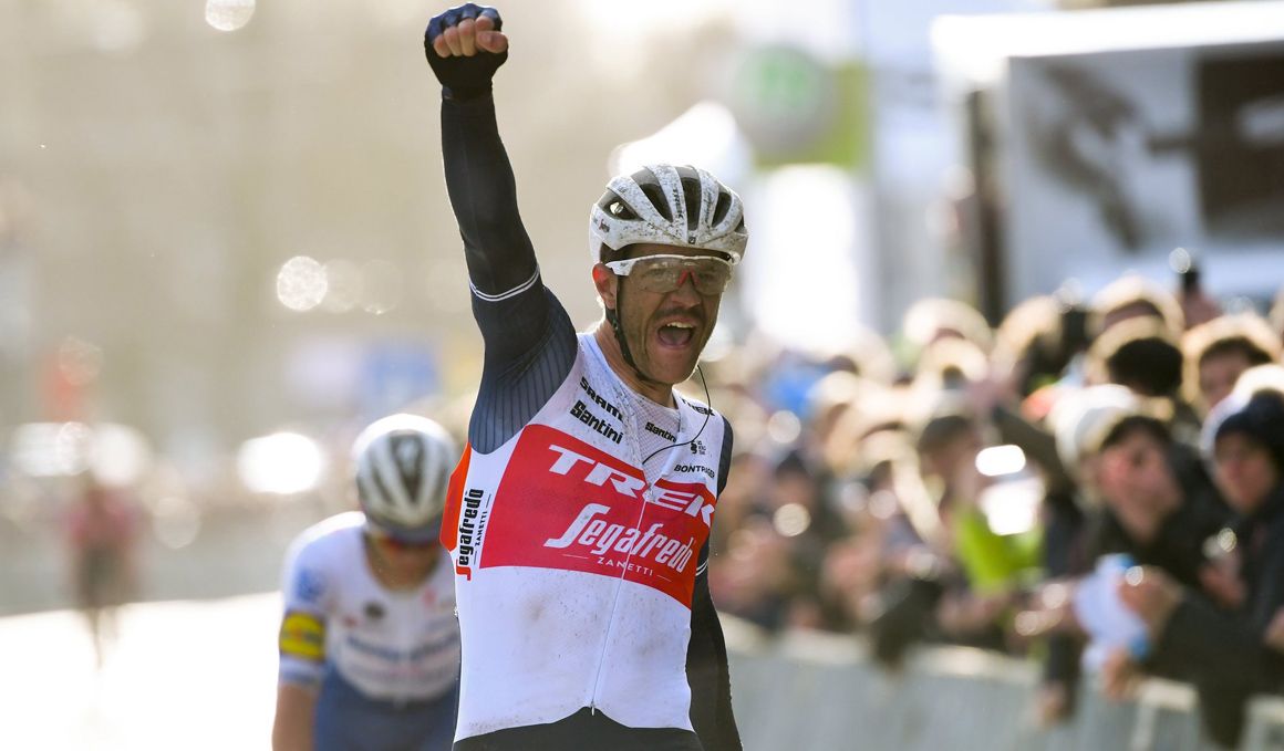 Omloop Het Nieuwsblad: Stuyven regresa a la senda del triunfo