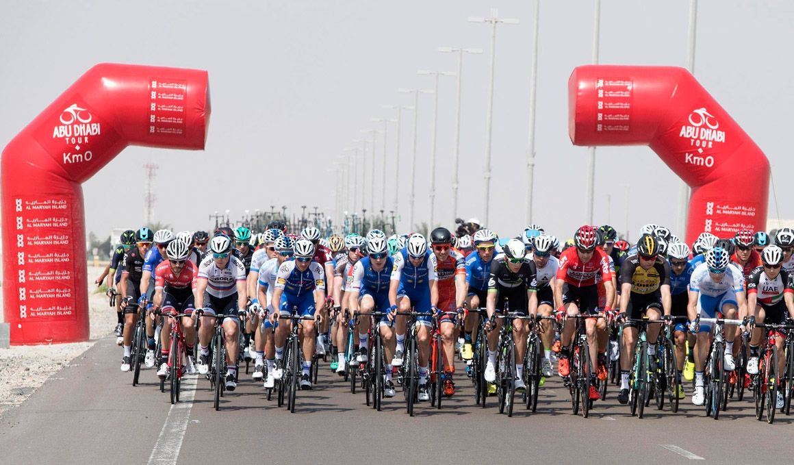 UAE Tour: Cuatro equipos, organización y prensa continúan con la cuarentena