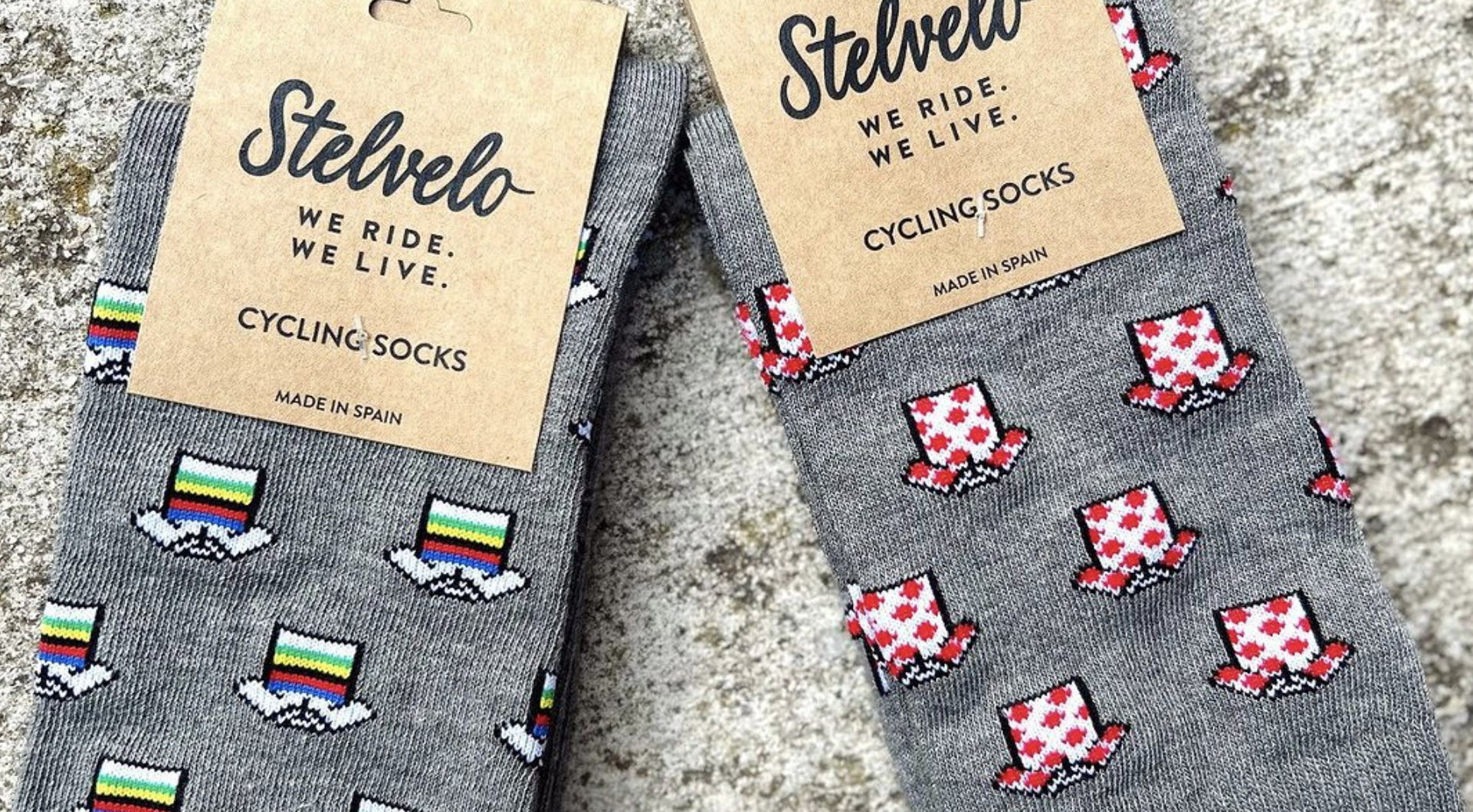 Lo nuevo de Stelvelo... calcetines con los icónicos maillots campeón del mundo y líder de la montaña.
