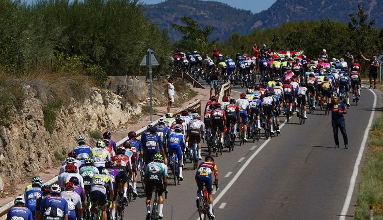 La Vuelta a España volverá a pasar por Extremadura en 2024.