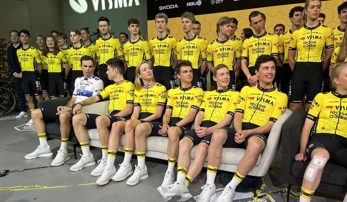 El Visma Lease a Bike quiere continuar en 2024 su glorioso 2023