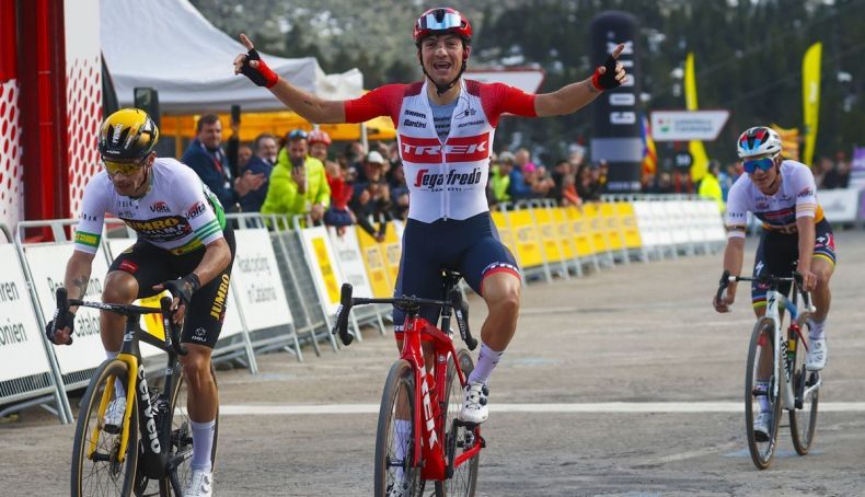 giulio ciccone se llevo la victoria este ano en la cima de vallter por delante de roglic y evenepoel giulio ciccone se llevo la victoria este ano en la cima de vallter por delante de roglic y evenepoel