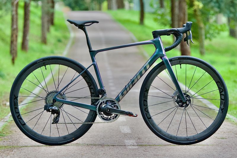 GiantDefy   1