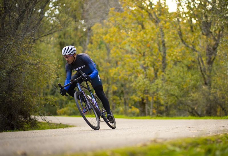 Accion Giant Defy  (8)