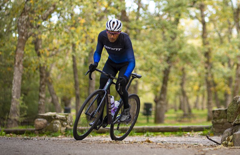Accion Giant Defy  (5)