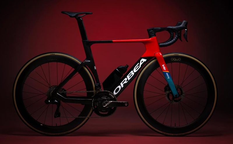 Orbea Orca Aero 2024 Lotto Dstny