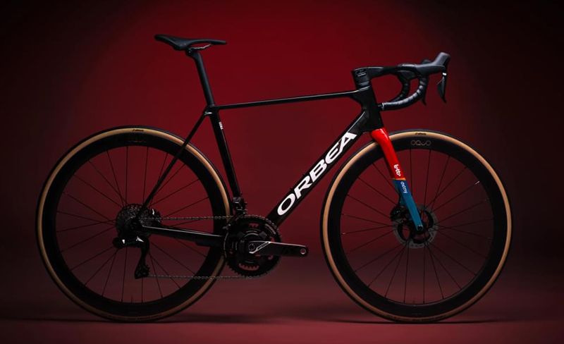 Orbea Orca 2024 Lotto Dsnty