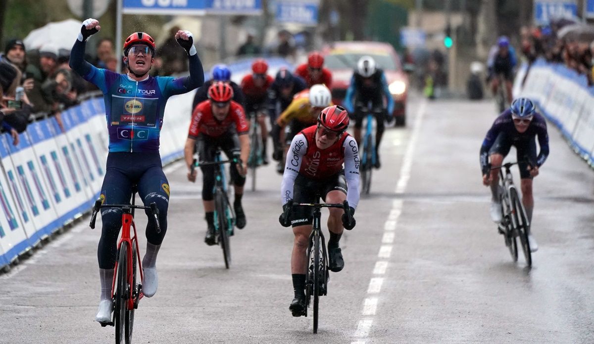Mads Pedersen (Lidl Trek) domina con mano de hierro en La Provence