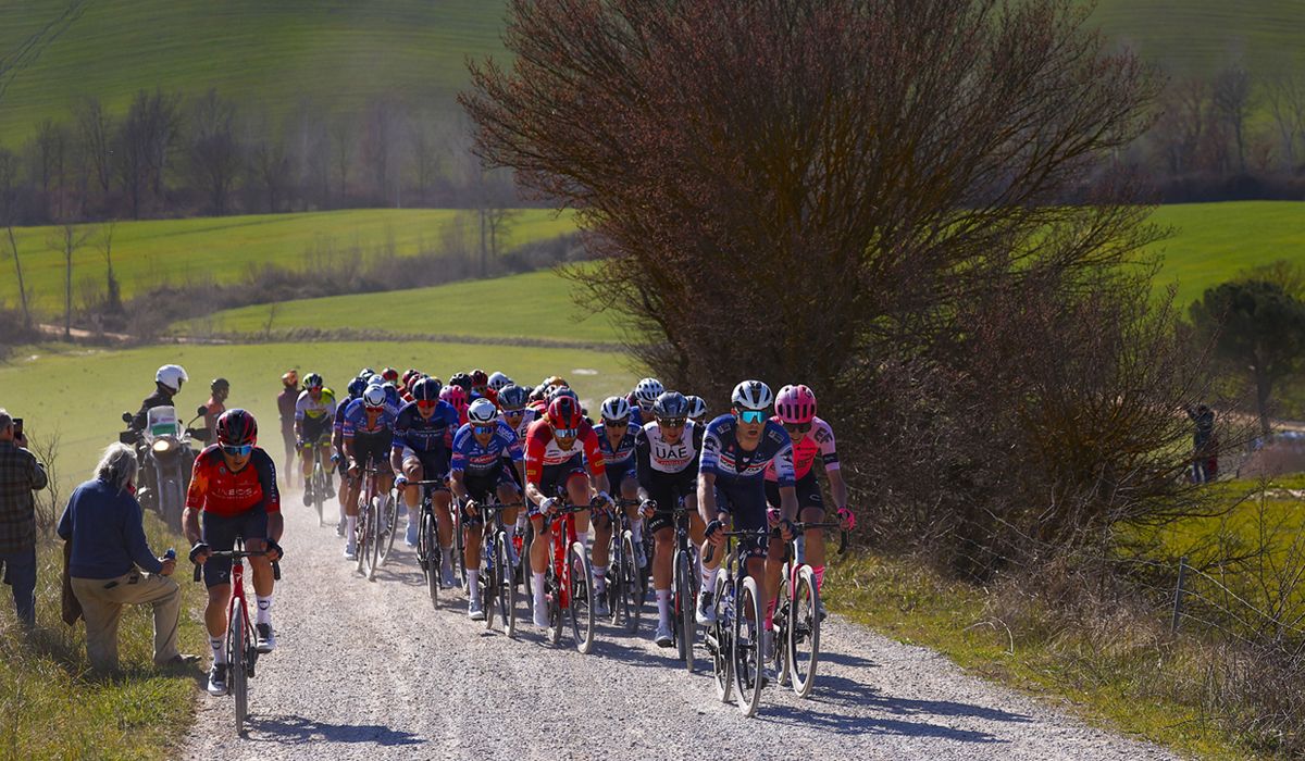 Una imagen de la Strade Bianche 2023