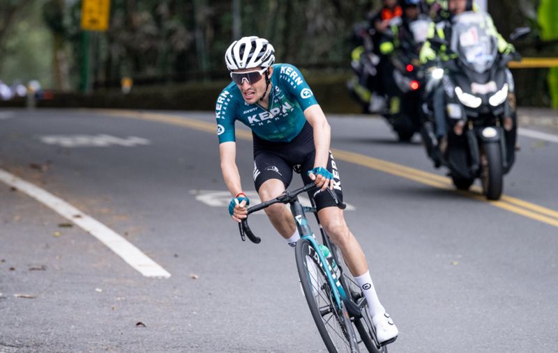 Ivan Cobo durante la etapa