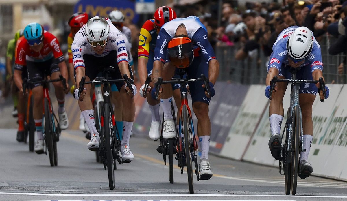 Jasper Philipsen (Alpecin Deceuninck) fue el más rápido de la Milán San Remo