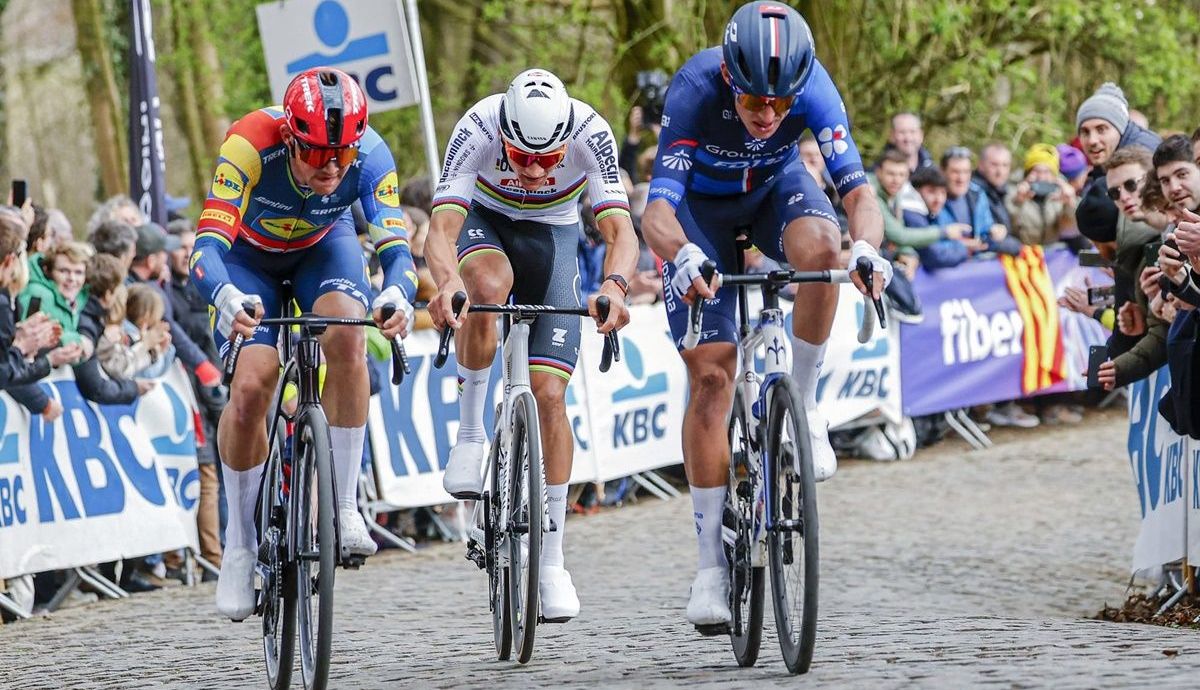 Pedersen, Van der Poel y Pithie fueron los tres más fuertes de la parte decisiva de la carrera Pedersen, Van der Poel y Pithie fueron los tres más fuertes de la parte decisiva de la carrera