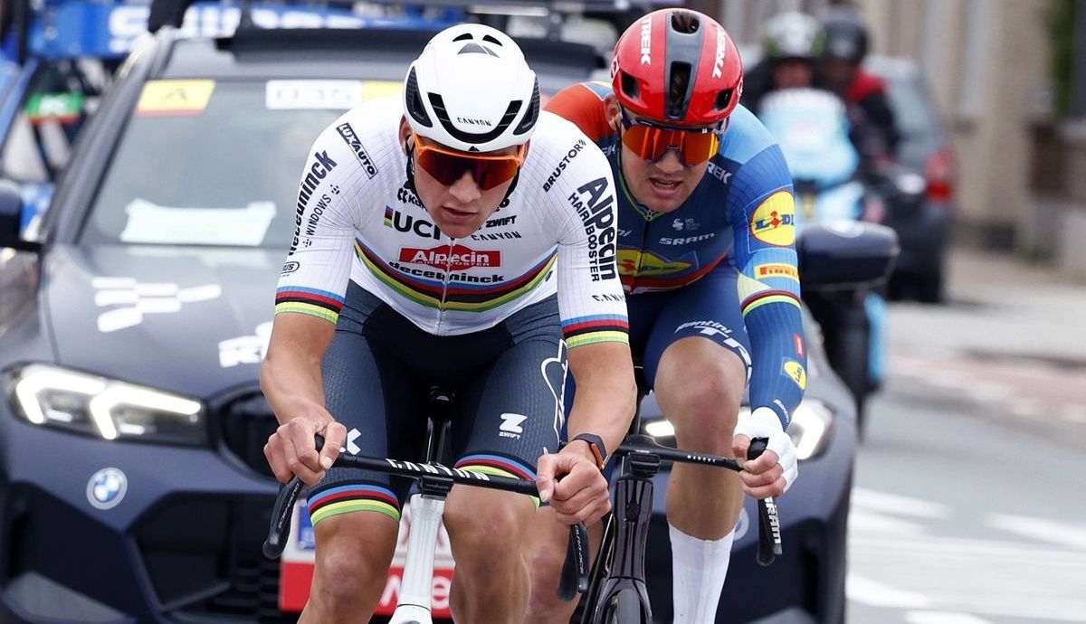 Van der Poel (Alpecin Deceuninck) y Pedersen (Lidl Trek), los más fuertes del día Van der Poel (Alpecin Deceuninck) y Pedersen (Lidl Trek), los más fuertes del día