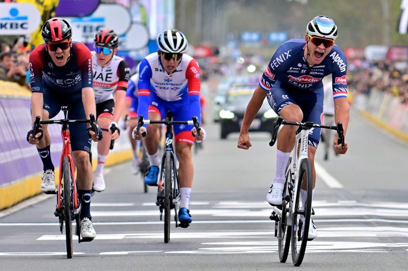 En 2022 Van der Poel ganó por segunda vez el Tour de Flandes En 2022 Van der Poel ganó por segunda vez el Tour de Flandes