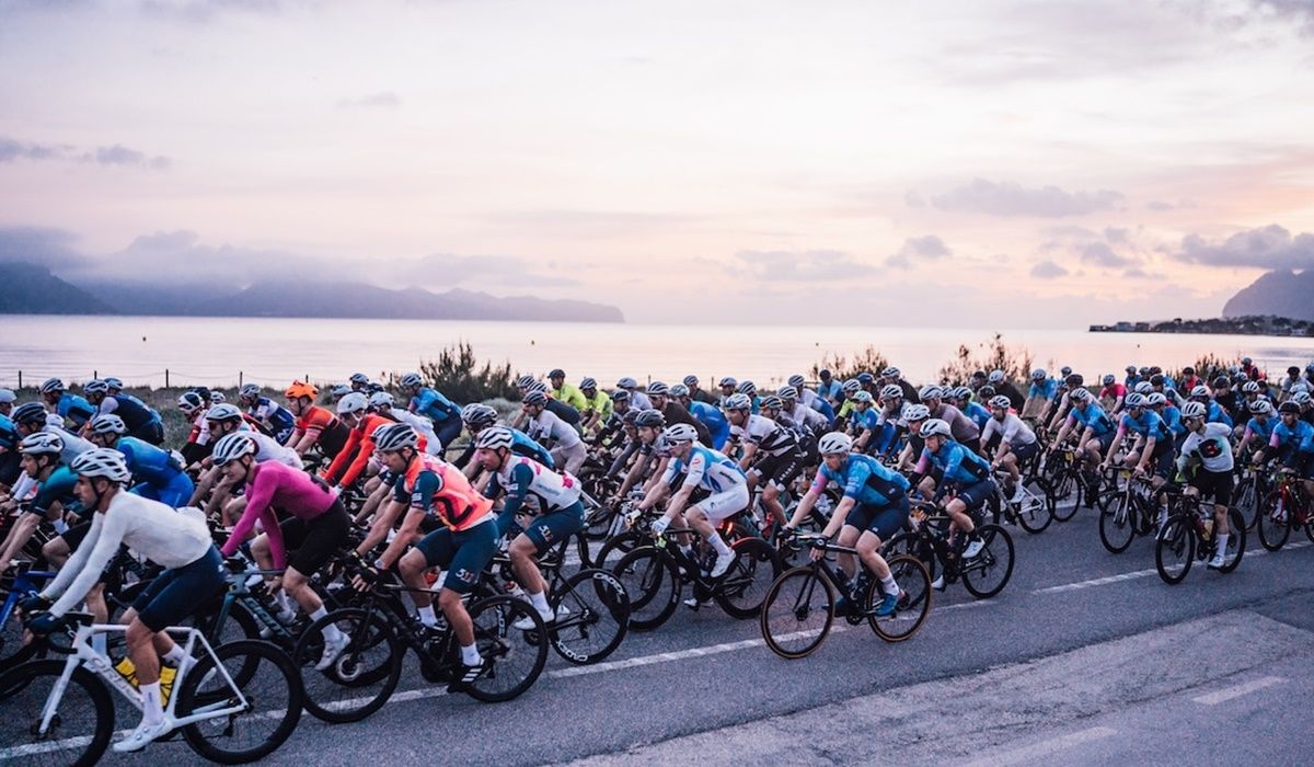 El pelotón de la Mallorca 312   OK Mobility recorre la isla en un sábado repleto de ciclismo