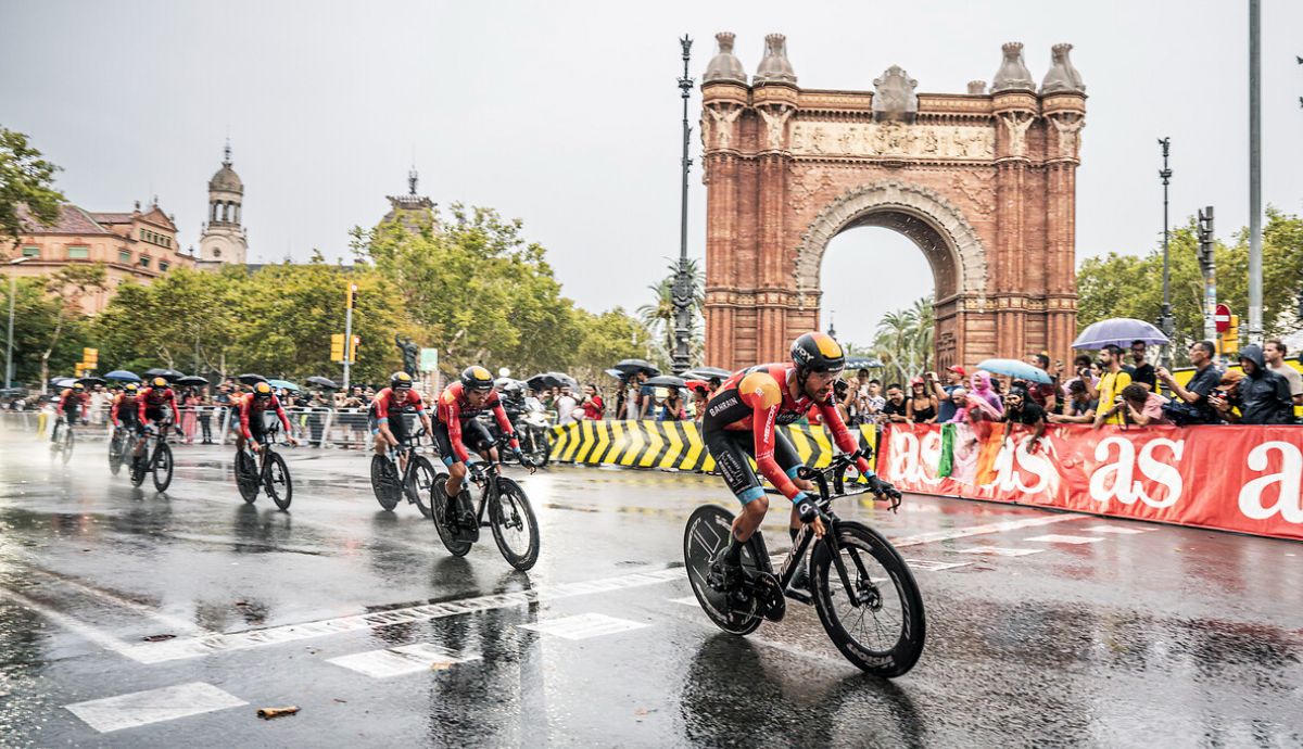 Barcelona acogió la salida de La Vuelta 2023 y ahora aspira a hacer lo mismo en el Tour 2026