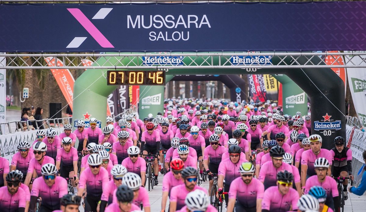 Una marea rosa se dio cita en la Mussara Salou