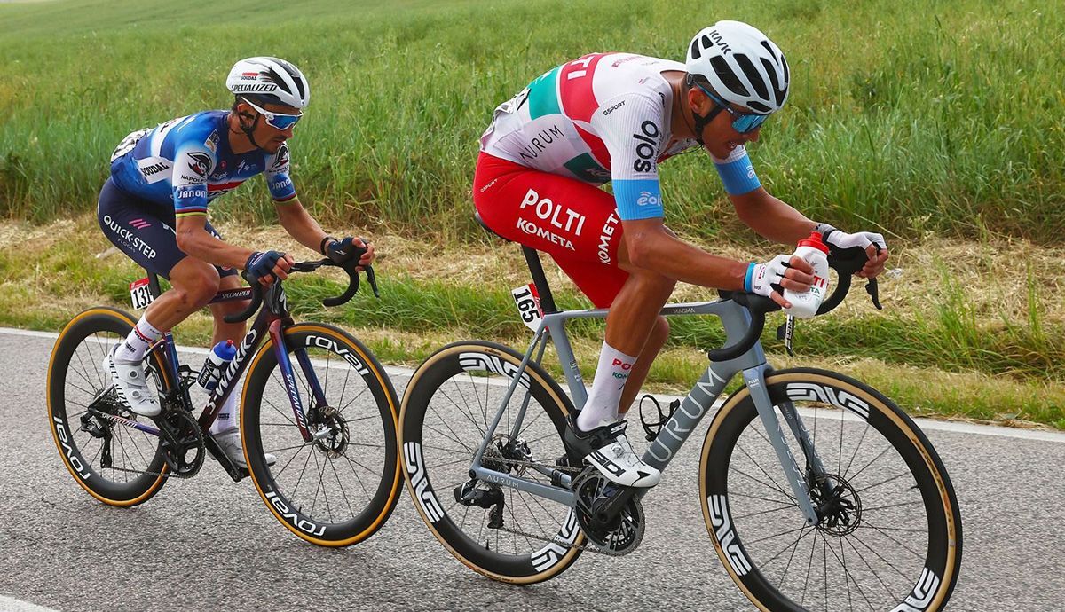 Polti Kometa 1 Mirco Maestri. Con Aurum en el Giro etapa 12 Polti Kometa 1 Mirco Maestri. Con Aurum en el Giro etapa 12
