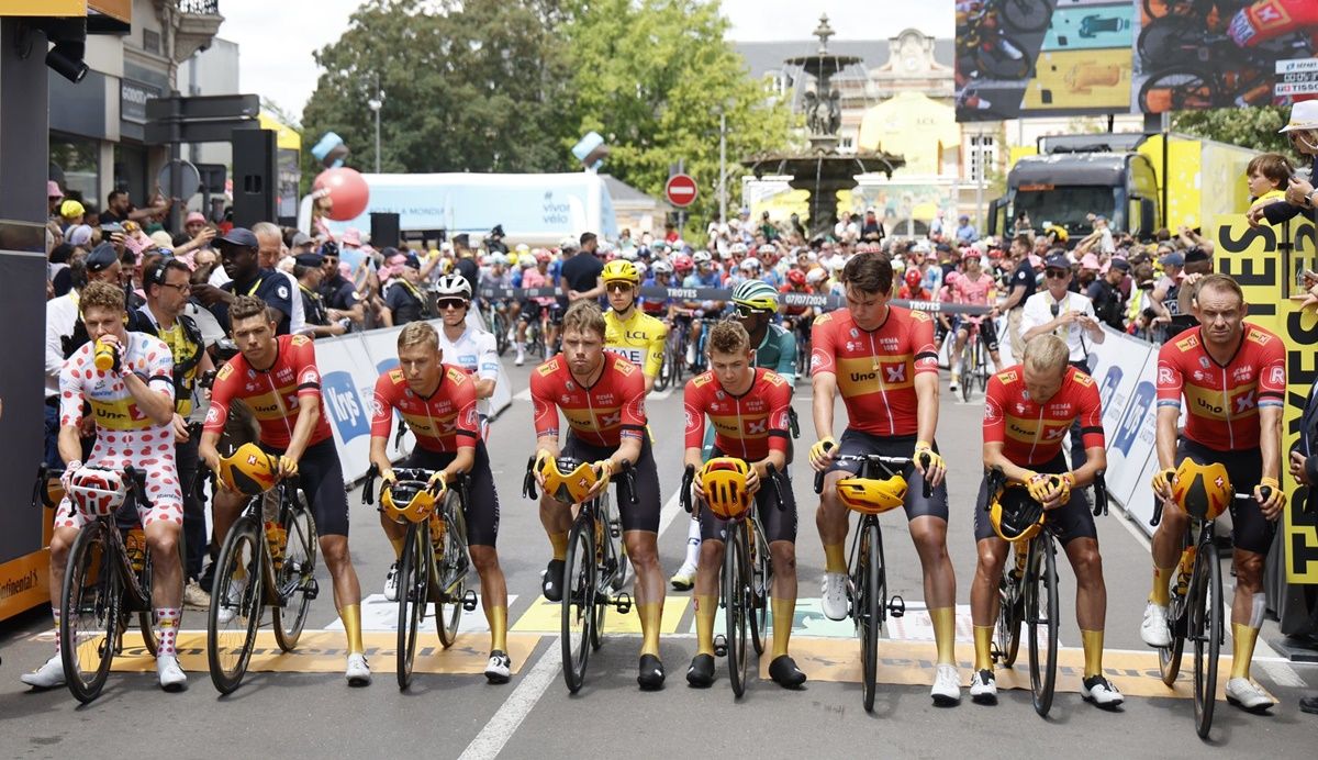 El Tour rinde homenaje a André Drege, ciclista noruego fallecido en la Vuelta a Austria