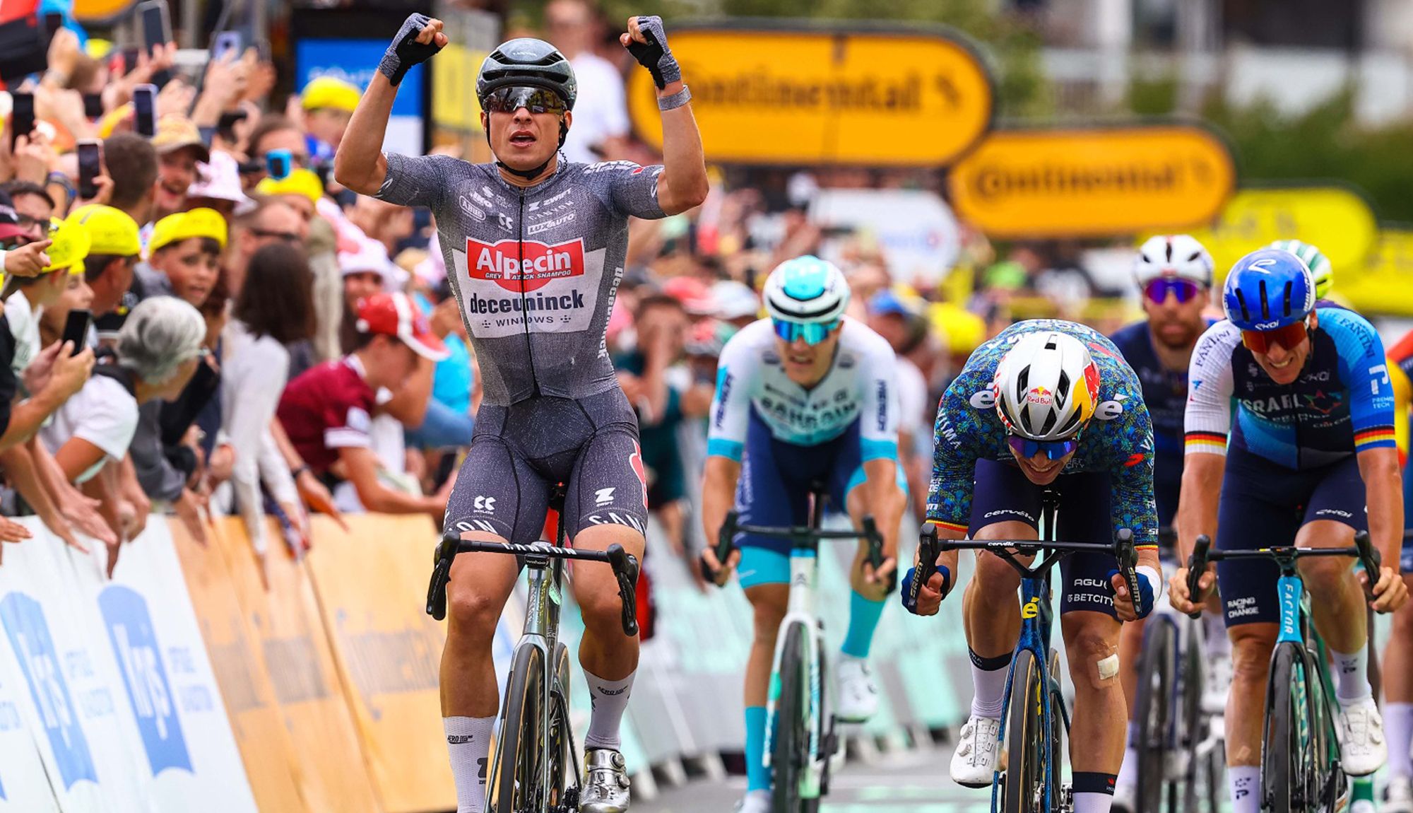 Jasper Philipsen logra su segunda victoria en este Tour