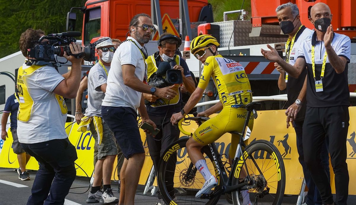 Tadej Pogacar (UAE Team Emirates), en la meta de la penúltima etapa del Tour de Francia