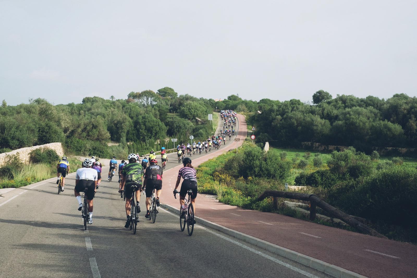 ¡Menorca es para los cicloturistas! Cómo reservar plaza en la Volta Cicloturista Internacional
