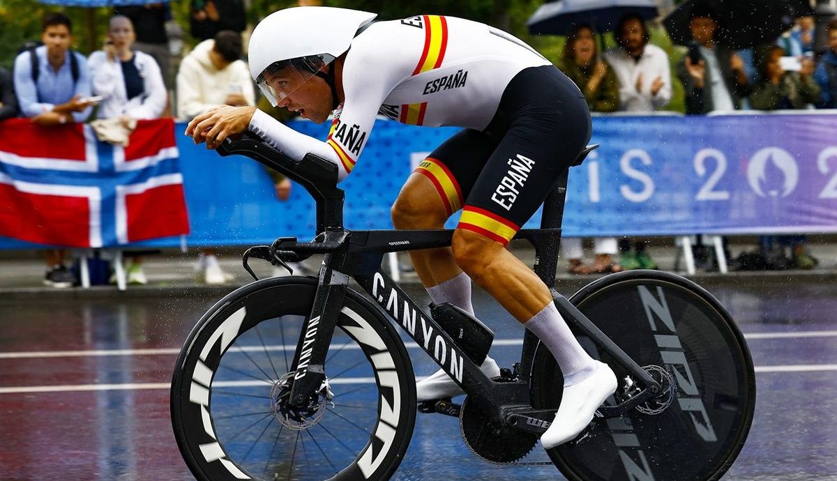 Oier Lazkano, durante la crono de los Juegos Olímpicos de París 2024