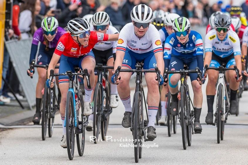 31322d12 69bd eea2 dcd3 61d982d47c7b