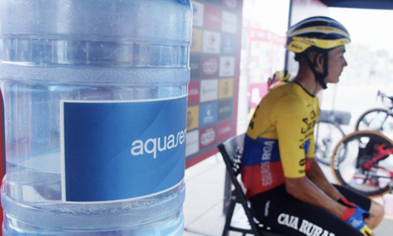 La Vuelta 24 y Aquaservice, un recorrido conjunto hacia la sostenibilidad